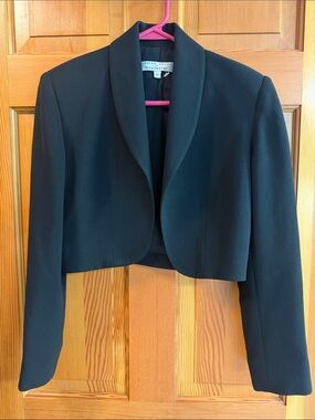 Andrea Polizzi for Rex Lester Vintage Black Cropped Blazer Petite